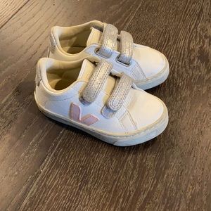 Kids Veja Velcro Sneakers